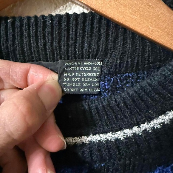 Vintage Botany 500 Multicolor Abstract Knit Pullover Medium Sweater Coogi Cosby - Picture 4 of 7